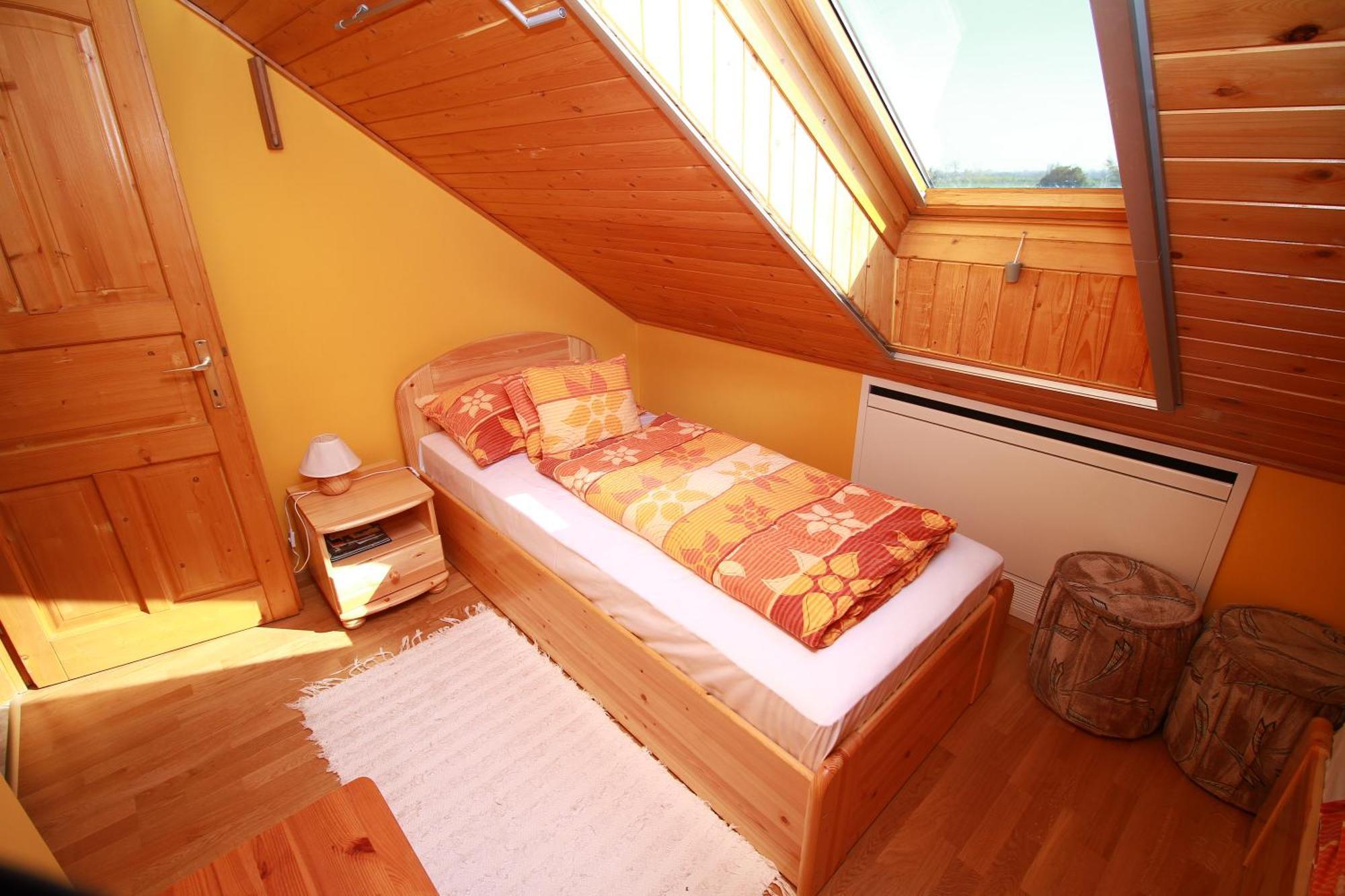 Bo-Ni Vendeghaz Hotel Fertőd Værelse billede